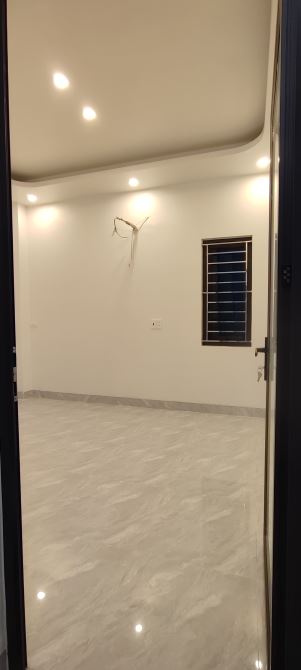 Nhà 3 tầng xây mới đẹp ngõ to đườn Liên Hà 1 ngay sát đô thị Mỹ Trung - BV 700 giường, tp - 6