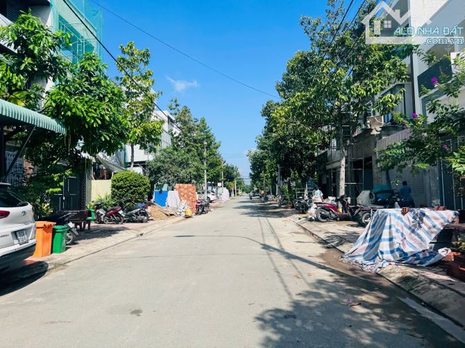 Bán đất Song Ngữ Lạc Hồng phường Bửu Long, sổ hồng 86m2 (4.5x19m) giá 4.1 tỷ - 1