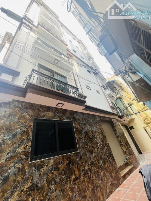 Nhà mới đẹp ở luôn Trần Cung Cầu Giấy. Sổ vuông 56m, 7 tầng MT11m2 Giá 18 tỷ Ngõ ô tô - 1