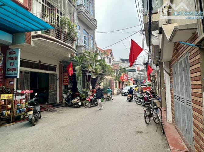 NHÀ 2 TẦNG CŨ–ĐẤT VUÔNG ĐẸP–MUA XONG Ở LUÔN HOẶC XÂY MỚI TUYỆT VỜI-YÊN LỘ-HÀ ĐÔNG - 1