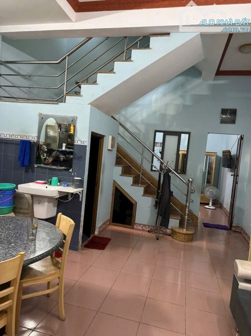 Chính chủ gửi Bán nhà 2 lầu mặt tiền chợ kinh doanh P. Tân Hiệp 125m2 giá 5.5 tỷ  TL - 1