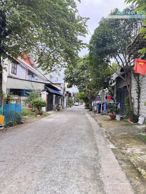 BÁN LÔ ĐẤT 80M2-GẦN CHỢ BA BẦU - GIÁ CHỈ 1 TỶ 670 TRIỆU -GỌI CHO EM XEM ĐẤT - 1