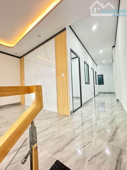 Chủ ngộp cần bán gấp căn gác lửng mới hoàn thiện cuối đường Đồng Khởi. Chỉ từ 550tr - 1
