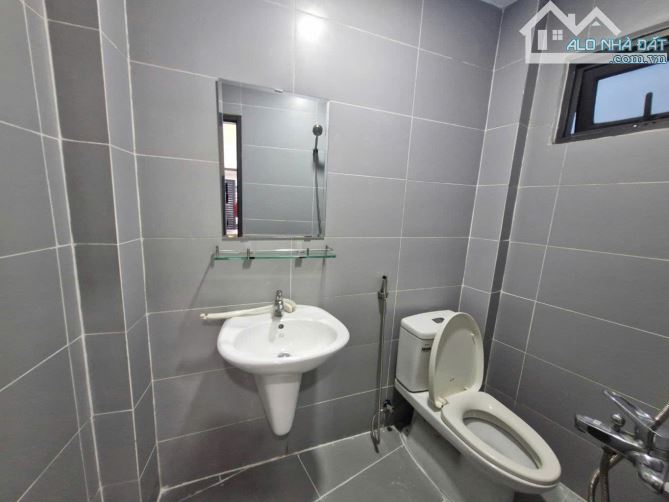 Căn góc 3 tầng, mặt tiền đường đường ô tô thông, P. Thạnh Mỹ Lợi, Quận 2, chỉ 5 tỷ TL - 1