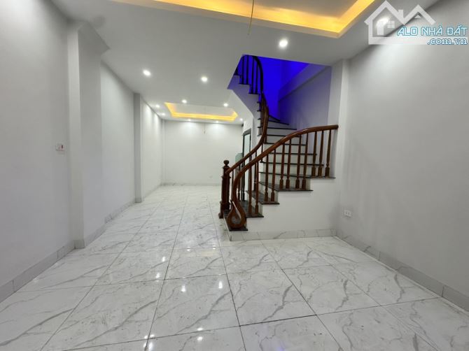 Bán nhà Liên Mạc, Lô góc, 10m ô tô, 36m2 , 5.3 tỷ - 1