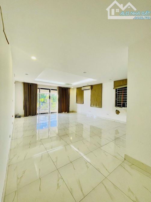 BÁN NHÀ PHỐ LẠC LONG QUÂN TÂY HỒ 36 TỶ  DT 120M2 MT 6M 7T THANG MÁY Ô TÔ TRÁNH DOANH - 1