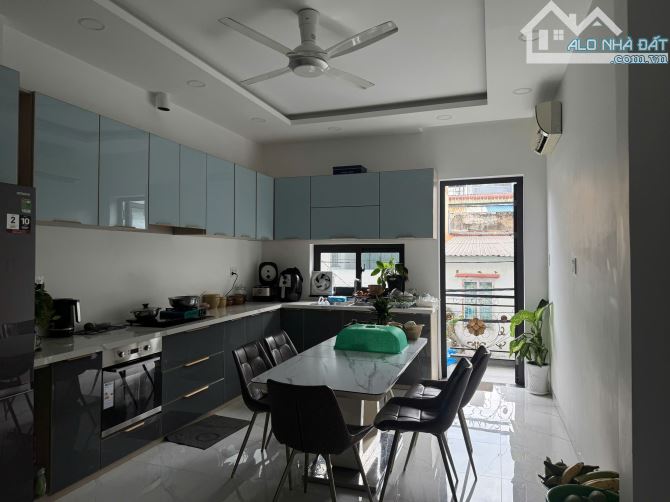 Hẻm 8m Công Viên  Gò Dầu, Tân Phú, Nhà trệt 3 lầu ST ở liền,  DT 4x19m, 11.5 tỷ - 1