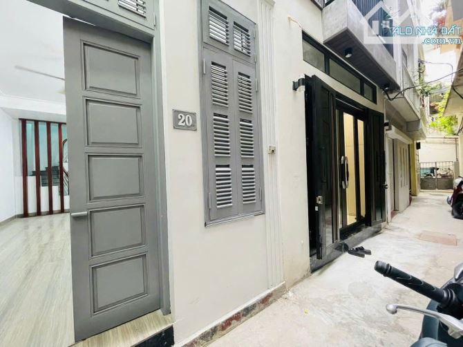 Hàng xóm Times City - Nhà đẹp 39M2 - Giá mềm - Lô góc - Trước nhà rộng thoáng. - 1