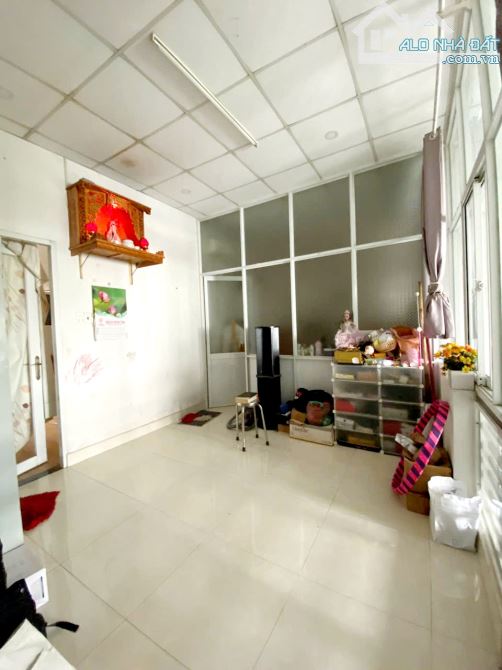 Nhà 1 Lầu Ngang 10x16.3m Đường Bà Điểm 4, X.Bà Điểm Hóc Môn Giá 7 Tỷ Thương Lượng - 1