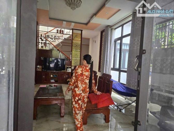 Bán nhà đẹp 1 lầu đường số 11 Cồn Khương dt 147m2 lộ 21m giá tốt - 1