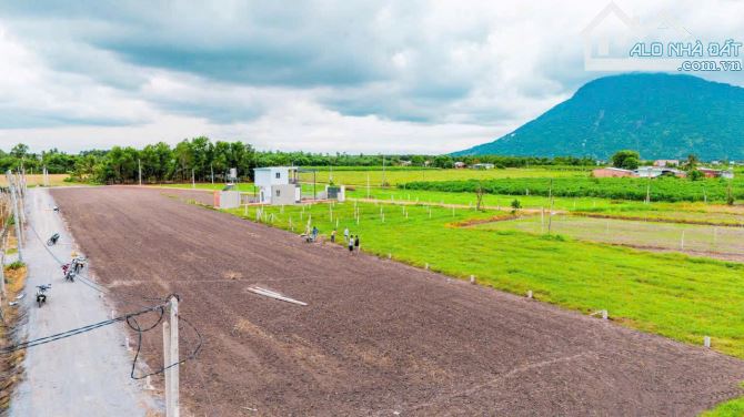 Đất ngộp ngay tt. dương minh châu 150m2 ONT cạnh trường học đường ô tô - 1