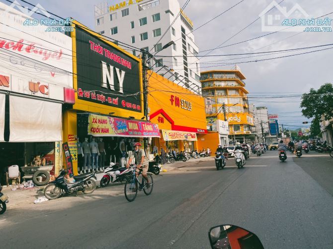 BÁN 79M2 MẶT TIỀN KINH DOANH BÀ TRIỆU ĐỐI DIỆN GO,TP HUẾ - HÀNG HIẾM .. GIÁ CHỈ 14.X TỶ - 1