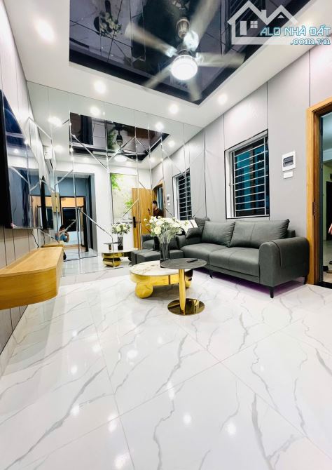 Cần bán gấp căn hộ phường Quan Hoa 68m2, 2PN, full nội thất - 1