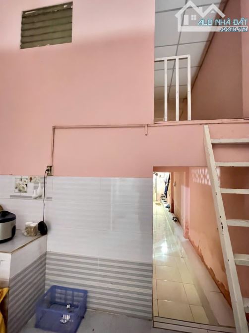 Gấp Bán nhà ngay chợ Bình Thành hẻm 6m xe hơi ngủ nhà 96m2-2 Tầng 4 tỷ 7 - 1