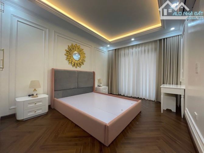 PHỐ MINH KHAI - Ô TÔ VÀO NHÀ - 10M RA MẶT PHỐ - 6 TẦNG THANG MÁY - PK HƠN 10 TỶ. - 1