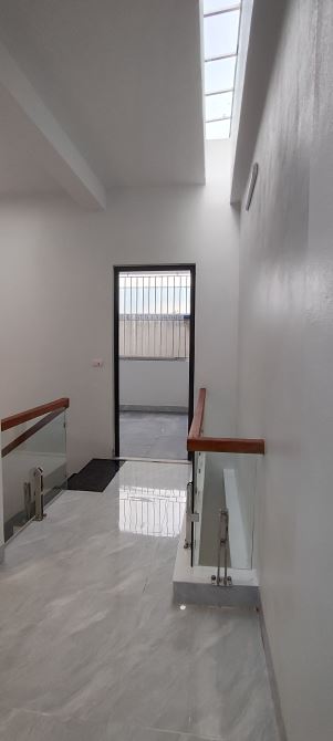 Nhà 3 tầng xây mới đẹp ngõ to đườn Liên Hà 1 ngay sát đô thị Mỹ Trung - BV 700 giường, tp - 7