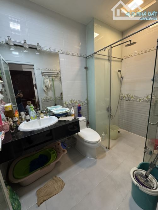 🏠Đường 25A , P10 ,Q6. DT 5 x 23, 5 tầng. Giá 20 tỷ TL.  💓BIỆT PHỦ THANG MÁY BÌNH PHÚ Q6 - 14