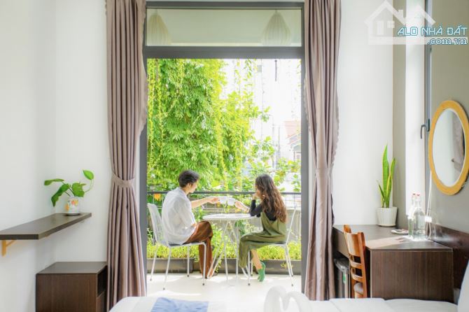 Villa trung tâm phố cổ Dt 271m2, 10P đang kinh doanh, cách chùa cầu 1km - dễ sinh lời - 16