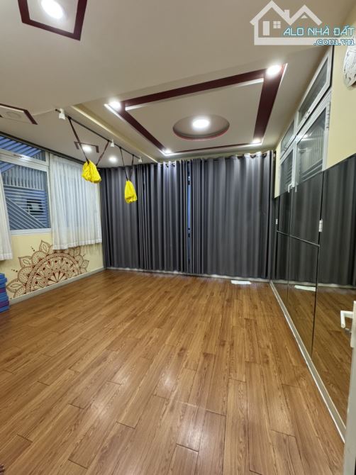 🏠Đường 25A , P10 ,Q6. DT 5 x 23, 5 tầng. Giá 20 tỷ TL.  💓BIỆT PHỦ THANG MÁY BÌNH PHÚ Q6 - 20