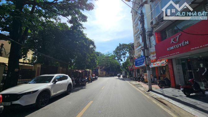 Tôi bán nhà 5T*62m2 phố Hoàng Văn Thái-Thanh Xuân.Mặt ngõ ôtô tránh,vừa ở vừa KD.Giá 13tỷ6 - 20