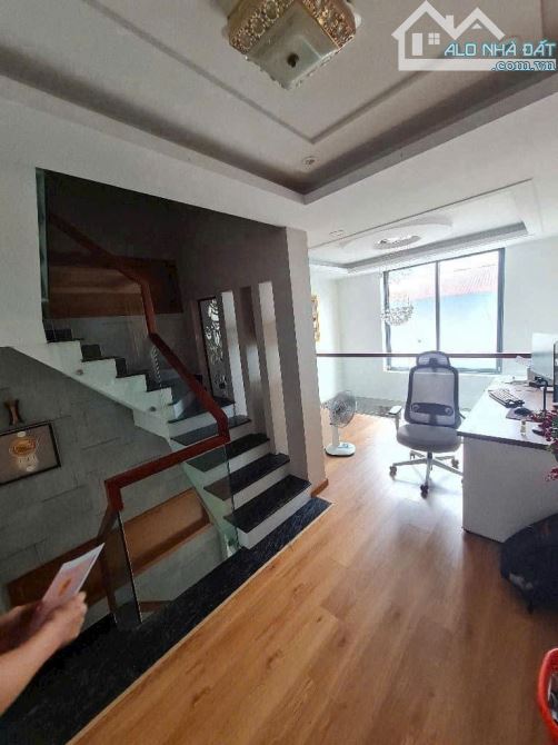 Bán căn nhà công viên làng hoa đường số 19, Phường 8, Gò Vấp chỉ 4ty950 - 2