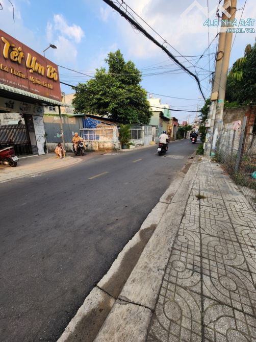 BÁN LÔ ĐẤT MẶT TIỀN KINH DOANH TÂN XUÂN- 200M2-GIÁ ĐẦU TƯ- GỌI CHO EM XEM ĐẤT - 2