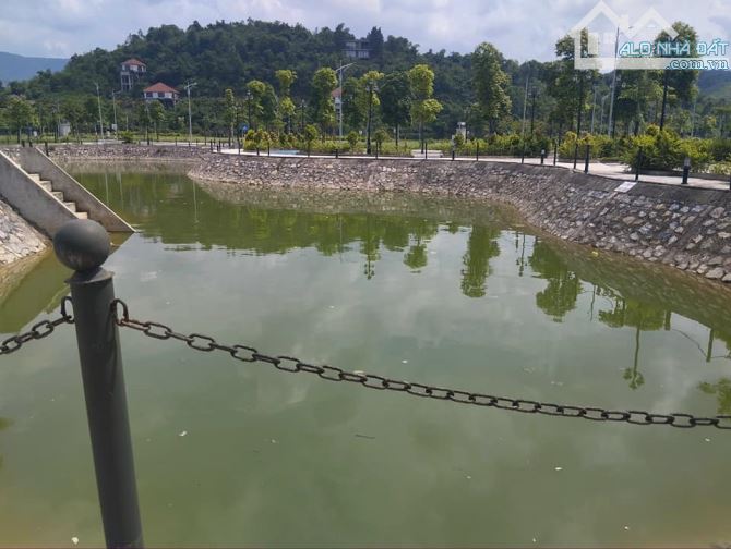 Bán đất nền dự án Phương Đông Green Valley, giá 21 triệu / m2, DT 114 m2, Lương Sơn - 2