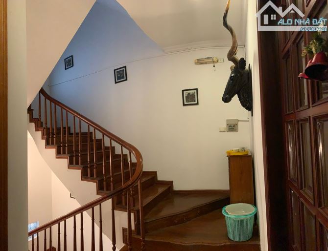 Bán nhà khu phân lô quân đội Lý Nam Đế DT 64m, MT 4m giá 27.5 tỷ - 2