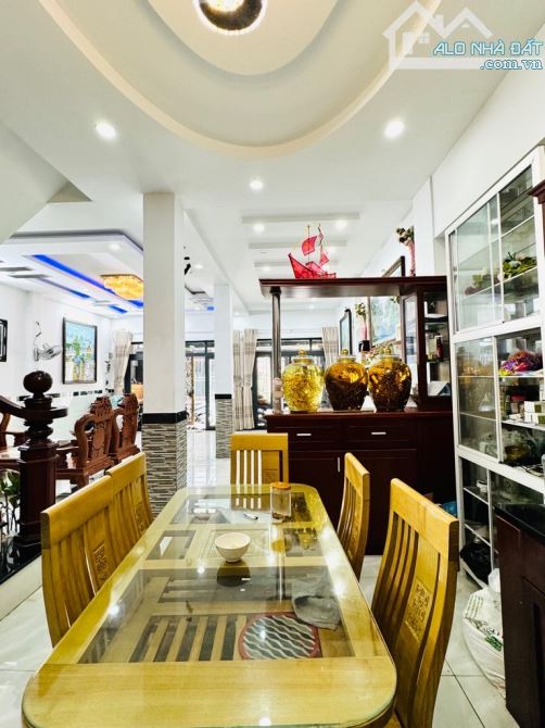 Nhà 5 tầng, 7m x 15m, hẻm xe tải tránh, gần Emart Phan Huy Ích, Trường Chinh, sân bay 5P - 2