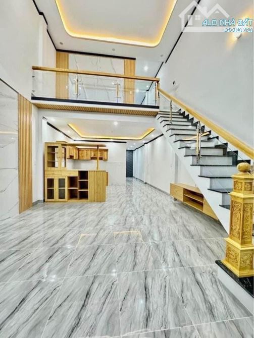 Chủ ngộp cần bán gấp căn gác lửng mới hoàn thiện cuối đường Đồng Khởi. Chỉ từ 550tr - 2