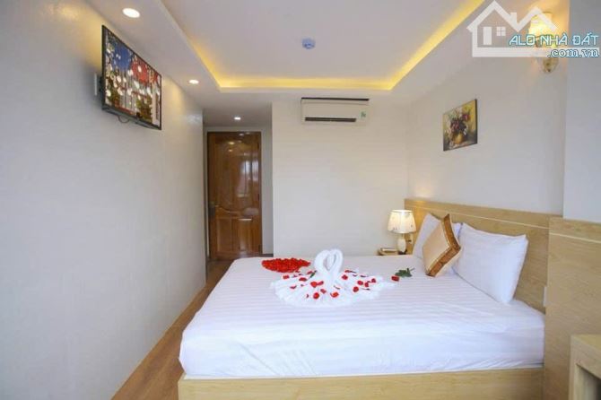 Bán khách sạn 8 tầng đường Đinh Tiên Hoàng có pccc đang cho thuê ổn định - 2