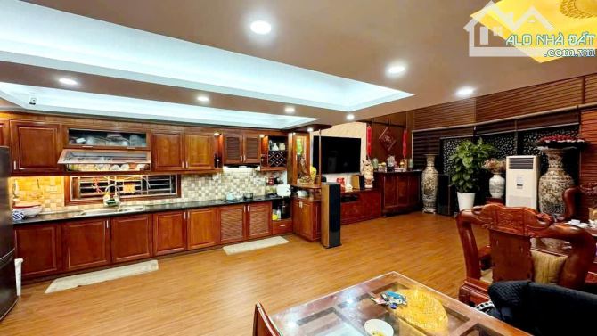 Bán nhà mặt phố Trích Sài - Vỉa hè 6 tầng thang máy KD sầm uất, view Hồ Tây giá 63.6 tỷ - 2