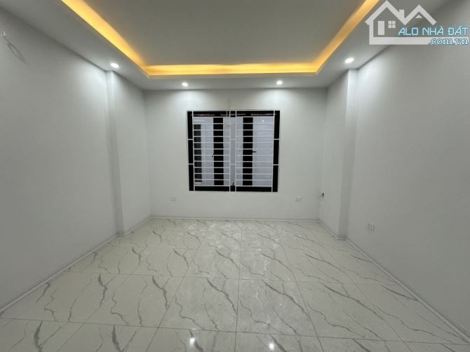 Bán nhà Liên Mạc, Lô góc, 10m ô tô, 36m2 , 5.3 tỷ - 2