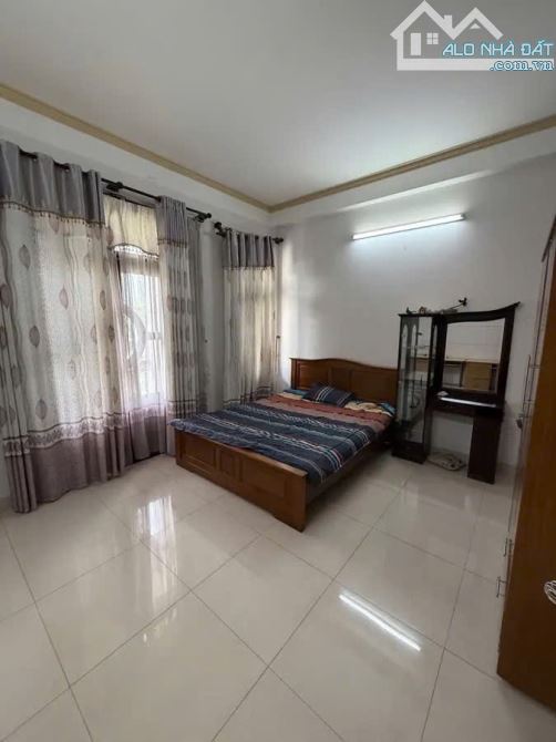 🏡CẦN BÁN GẤP TRONG THÁNG – PHAN THÚC DUYÊN – 127M² –4 TẦNG –CHO THUÊ HƠN 600TR/NĂM –36 TỶ - 2
