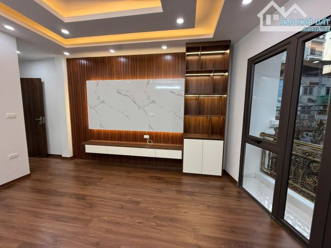 BÁN NHÀ PHỐ HOÀNG MAI GẦN ĐƯỜNG TAM TRINH, MẶT NGÕ ÔTÔ THÔNG, KINH DOANH, 5 TẦNG THANG MÁY - 2