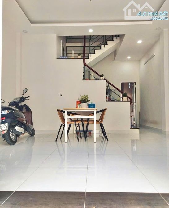 Bán nhanh nhà chính chủ Huỳnh Văn Nghệ - Tân Bình – 2 Tầng  - 80M2 – Chỉ nhỉnh 6 Tỷ - 2