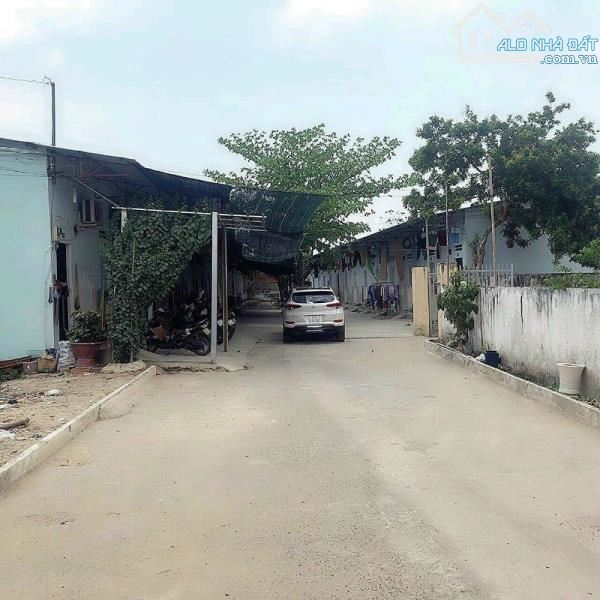SỞ HỮU  Dãy Trọ 1676m2  Lô Góc MT Trần Văn Giàu - Bình Chánh -Dòng Tiền 100tr/th Chỉ  80 ỷ - 2