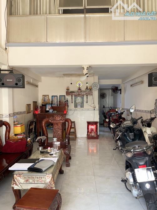 Bán Nhà Quận 8 , Lý Đạo Thành ,3 Tầng ,  52m2 ,Hẻm  Xe Tải , Chỉ 5.2 Tỷ (TL) - 2