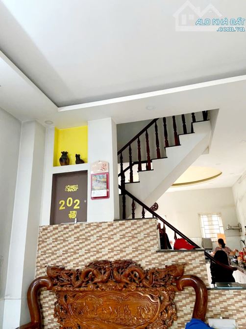 Nhà 1 Lầu Ngang 10x16.3m Đường Bà Điểm 4, X.Bà Điểm Hóc Môn Giá 7 Tỷ Thương Lượng - 2