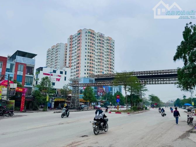 Siêu phẩm Chúc Sơn ra lò.Dt :52m2 mt 4m - 2