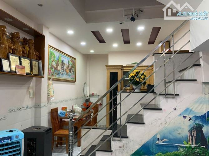 Bán Nhà 3 Tầng Hẻm Tháp Bà - 4 Phòng Ngủ -3ty2 - 2