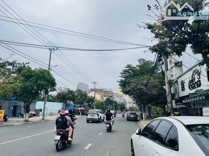 Cần bán Góc 2 MT đường Loseby. DT 170m2. Trục đường thông ra biển Mỹ Khê - 2
