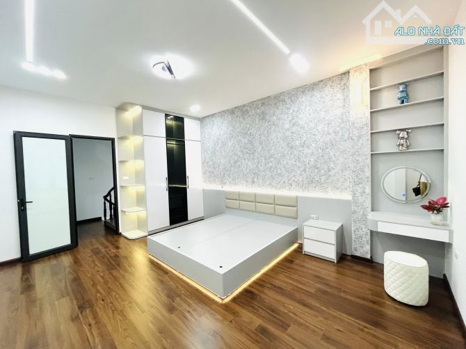 BÁN NHÀ 6 TẦNG THANH XUÂN - Ô TÔ ĐỖ CỬA GIÁ NHỈNH 8 TỶ - 2