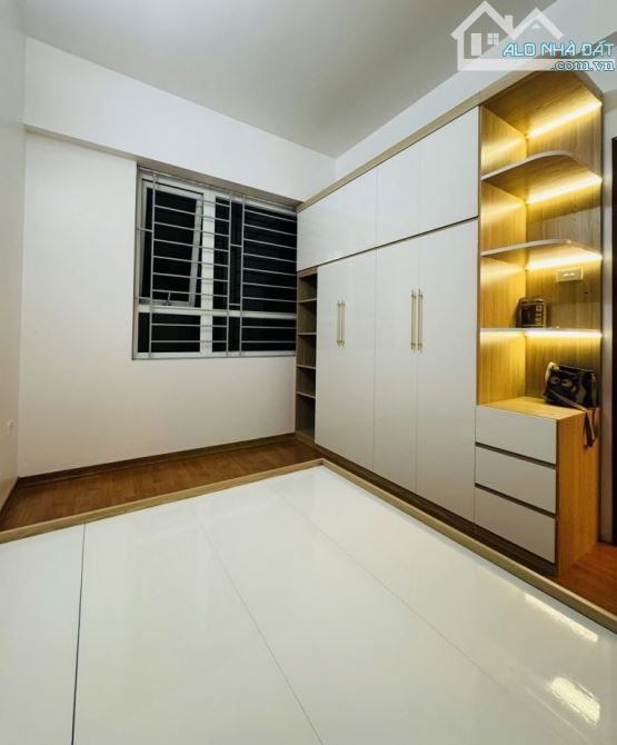 4,1 Tỷ Căn Hộ 2 Ngủ Toà OCT5 Resco Phạm Văn Đồng -Đối Diện CV Hoà Bình -DT 70m - 2