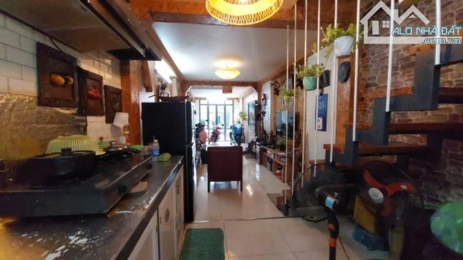 🍀TRUNG MỸ TÂY - BÁN GẤP NHÀ 3 TẦNG - SHR - DT 47M2 - GẦN NGUYỄN ẢNH THỦ - 2