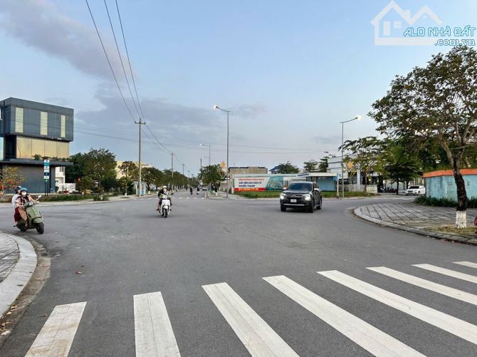 Bán 1 cặp mặt tiền đường Nguyễn Tri phương khu Phước Thạnh ngay trung tâm tp quảng Ngãi - 2