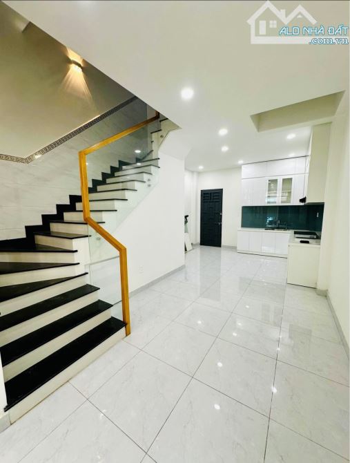 Nhà mới, hẻm ô tô, cách 30m ra Mặt tiền Hưng Phú P10, 4 tầng - 2