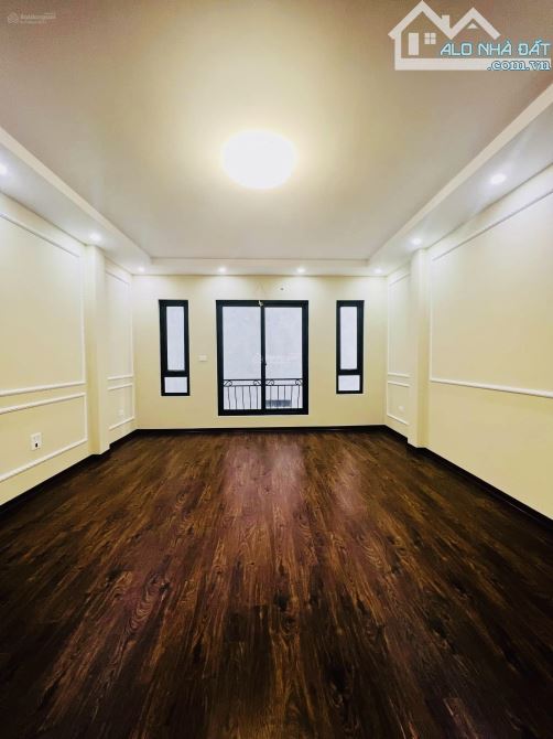 Siêu phẩm- bán nhà Văn Trì- Ô tô- KD, Full nội thất cao cấp, 35m2. Giá 4,3 tỷ - 2
