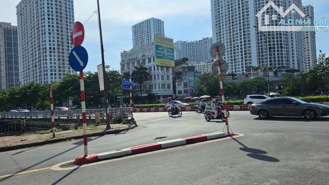Tôi bán nhà 5T*62m2 phố Hoàng Văn Thái-Thanh Xuân.Mặt ngõ ôtô tránh,vừa ở vừa KD.Giá 13tỷ6 - 29