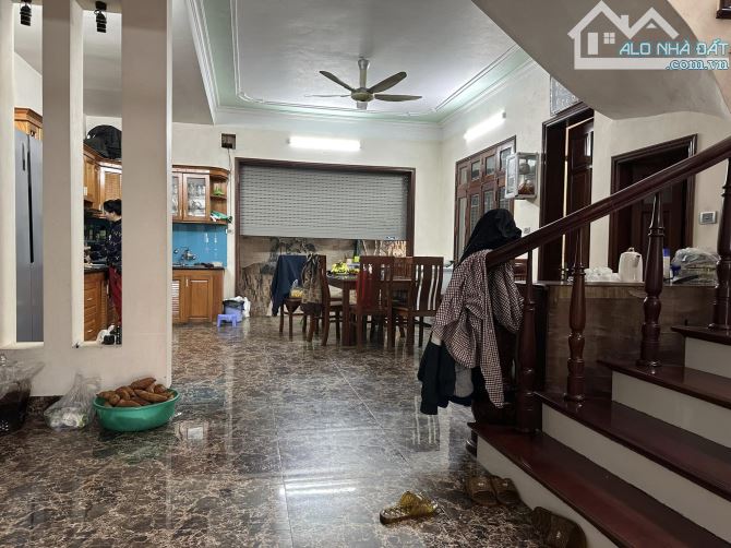 Nhà đẹp ở luôn Trần Cung Bắc Từ Liêm. Sổ vuông 123m, 5 tầng MT7m3 Giá 25 tỷ Ngõ thông - 3